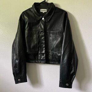 Vigoss - Black Cropped Leather Jacket
